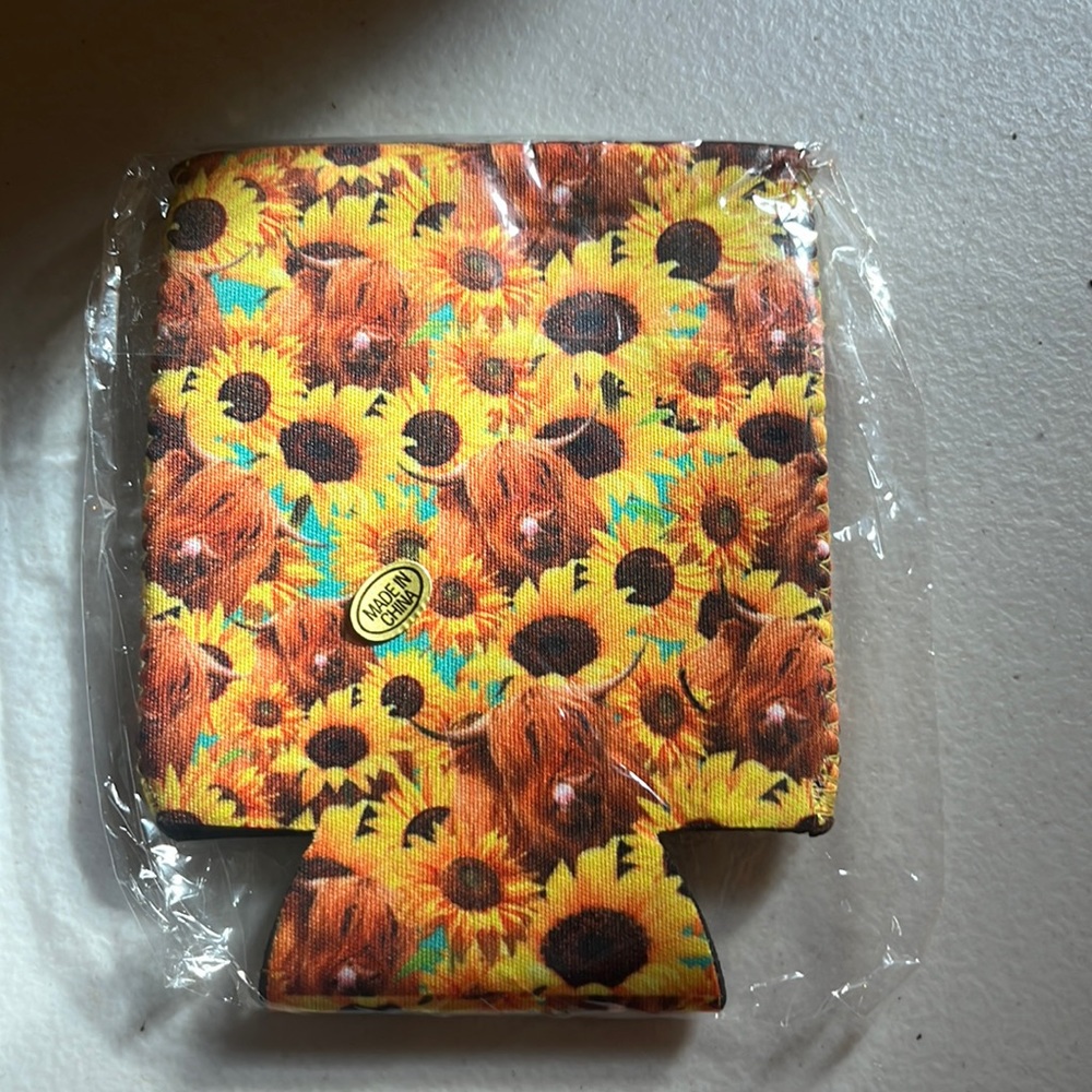 Reg can holder
